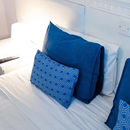Nereus Hotel 3*