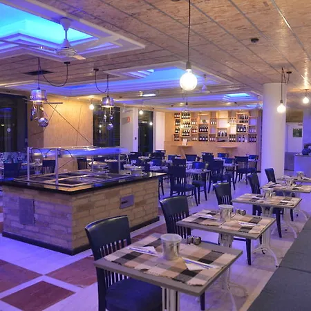 Nereus Hotel