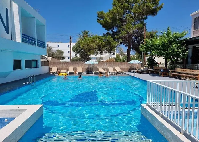 Nereus Szálloda Paphos